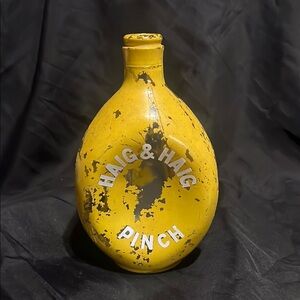 Yellow Haig & Haig Pinch Bottle